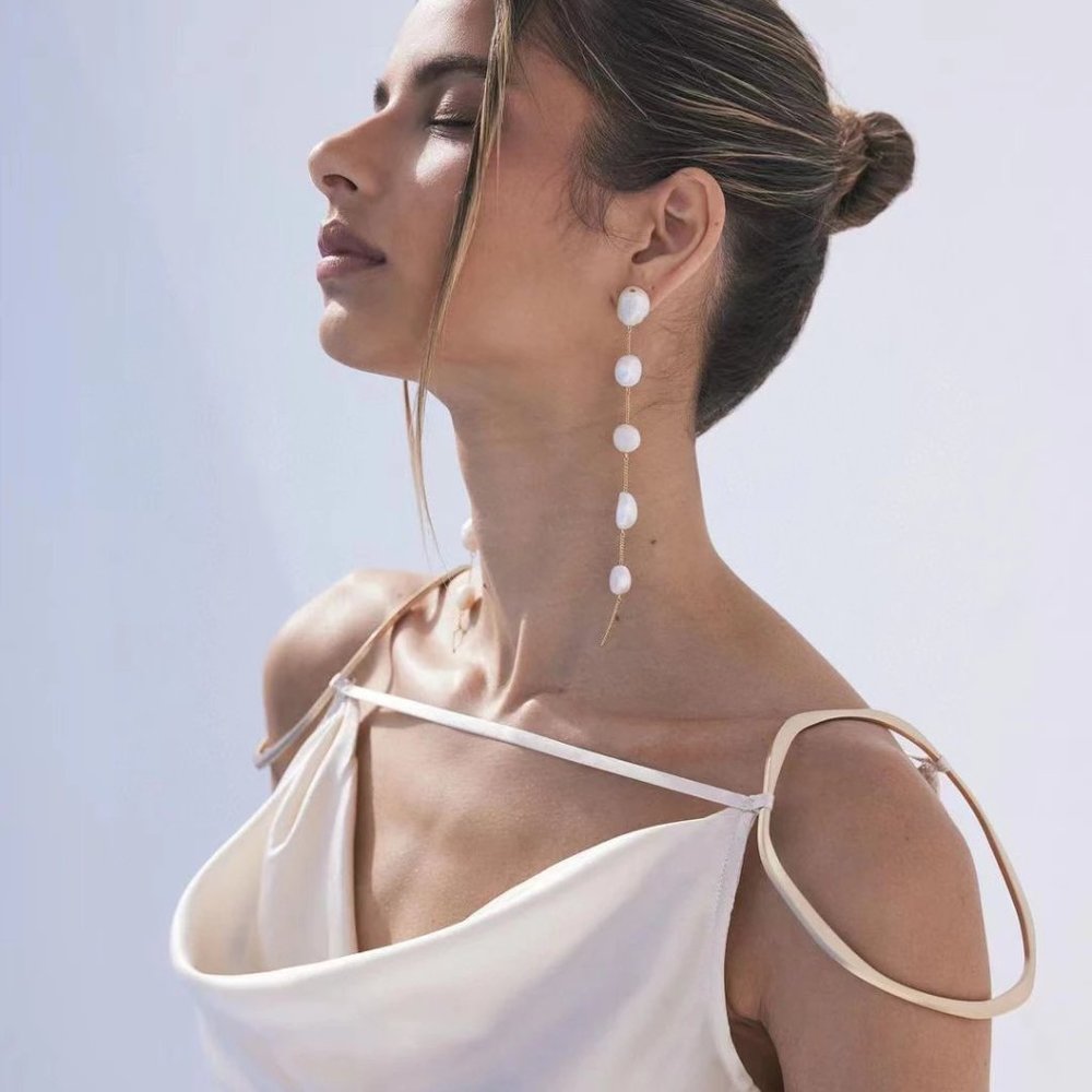 Cult Gaia Atum Drop Earrings - Freshwater Pearl - Picture 3 of 7